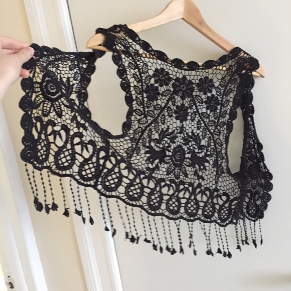 Detailed Boho Vest - Picture 2 of 3